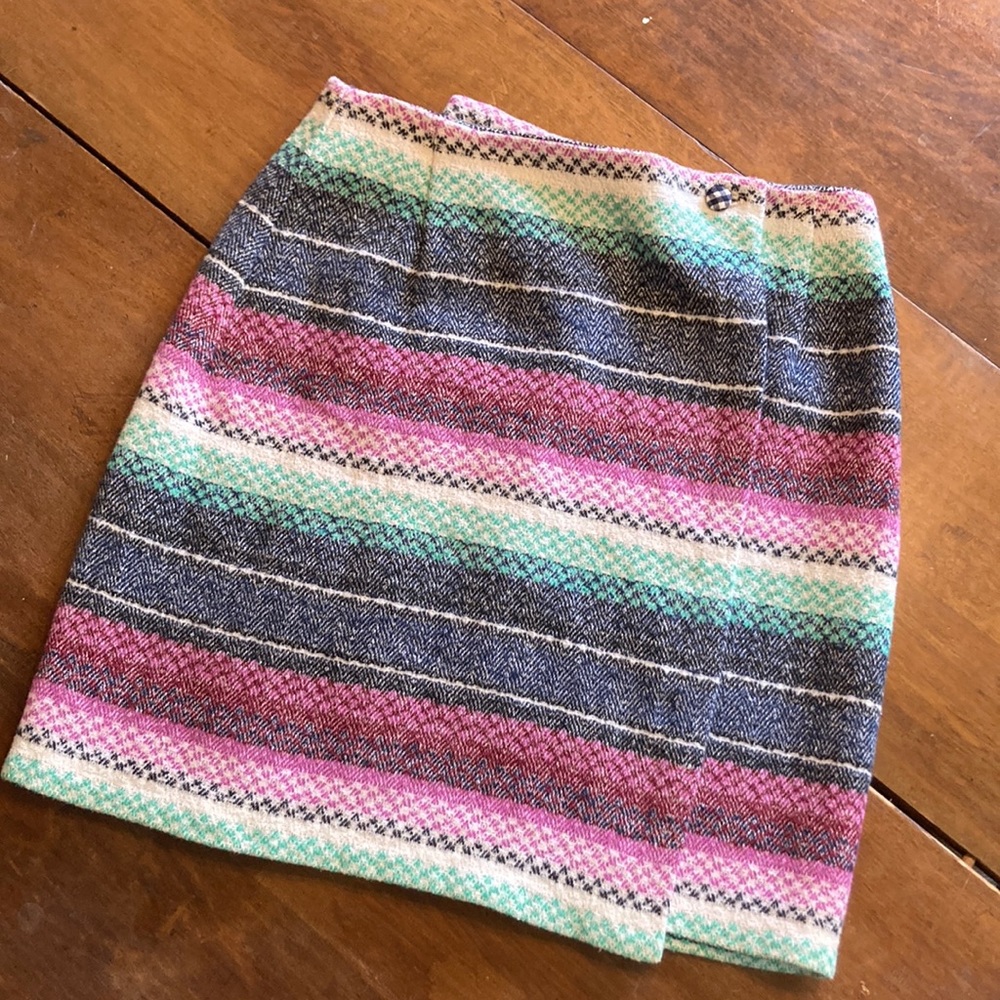 Wrap skirt.